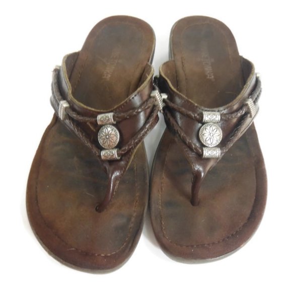 Minnetonka Shoes - Minnetonka Silverthorne Brown Leather Sandals - 7